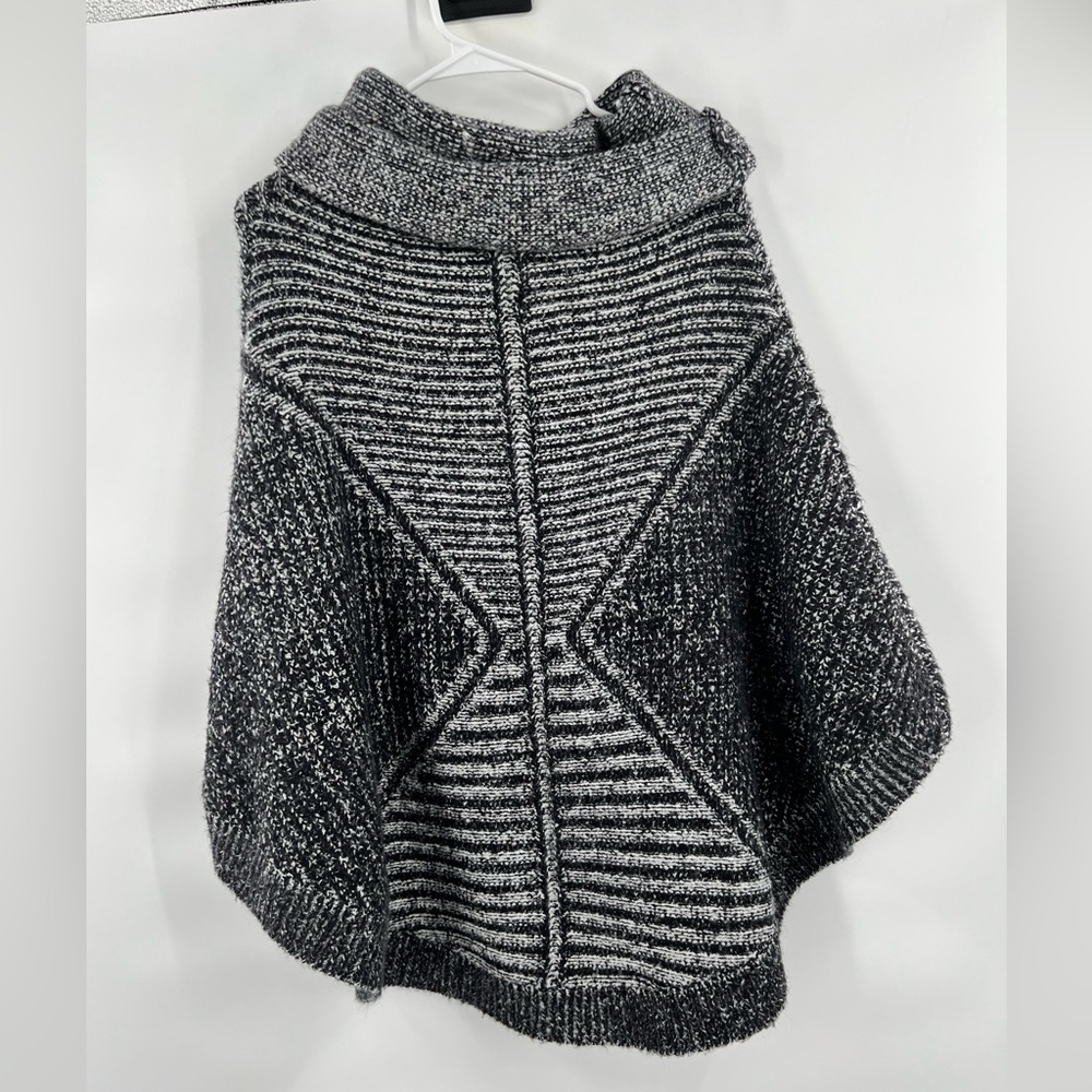 DKNYC Black Gray Marled Cowl Neck Cape Poncho Sweater M/L - Picture 5 of 9